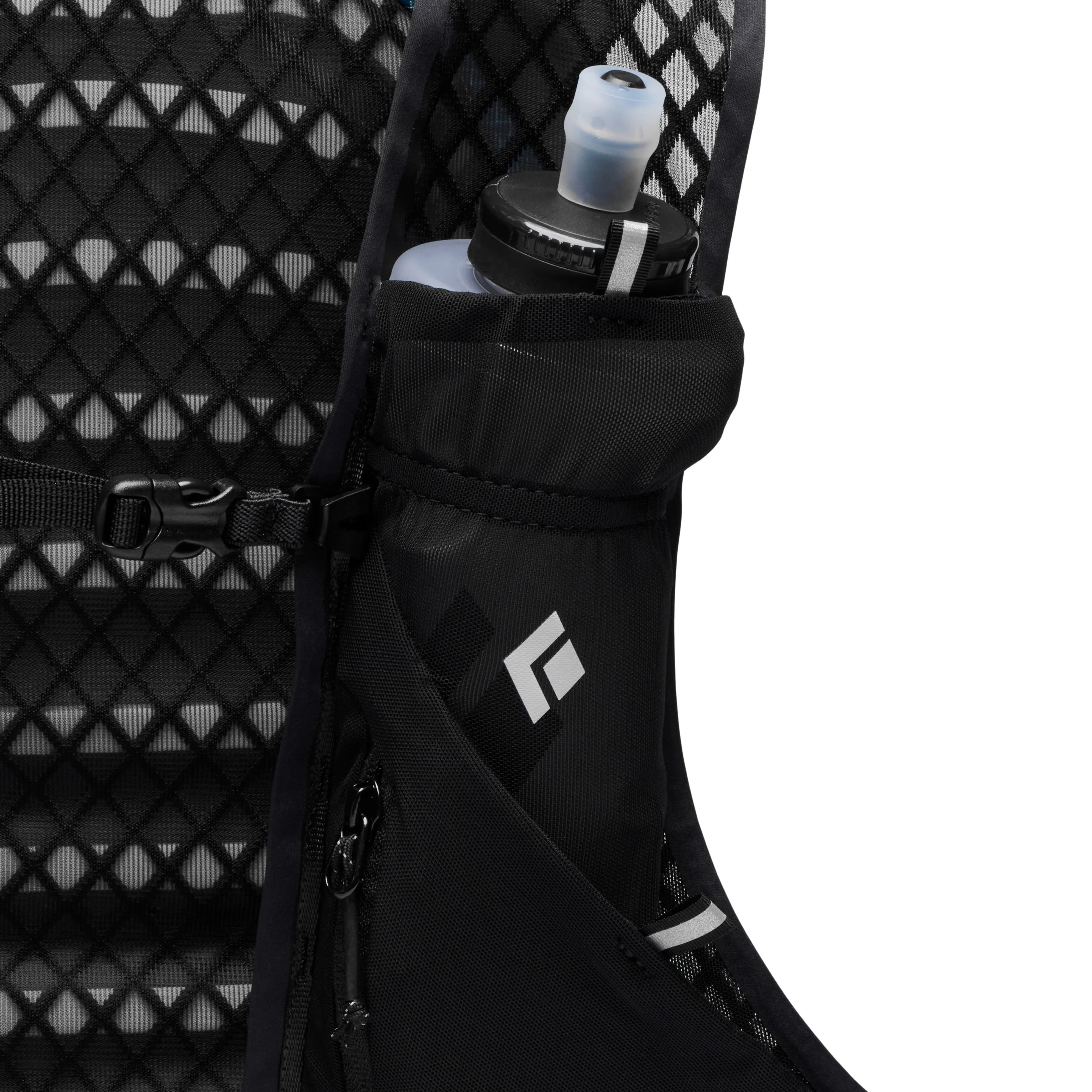 Women's Distance 15 Backpack - Image 14